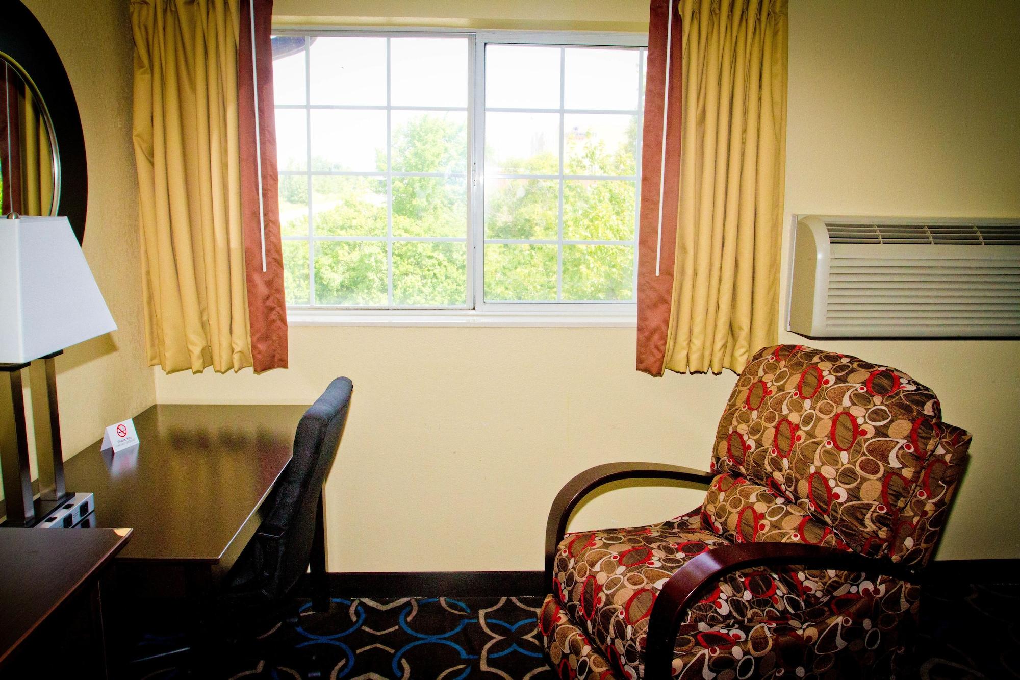 Super 8 By Wyndham Kansas City Exterior foto