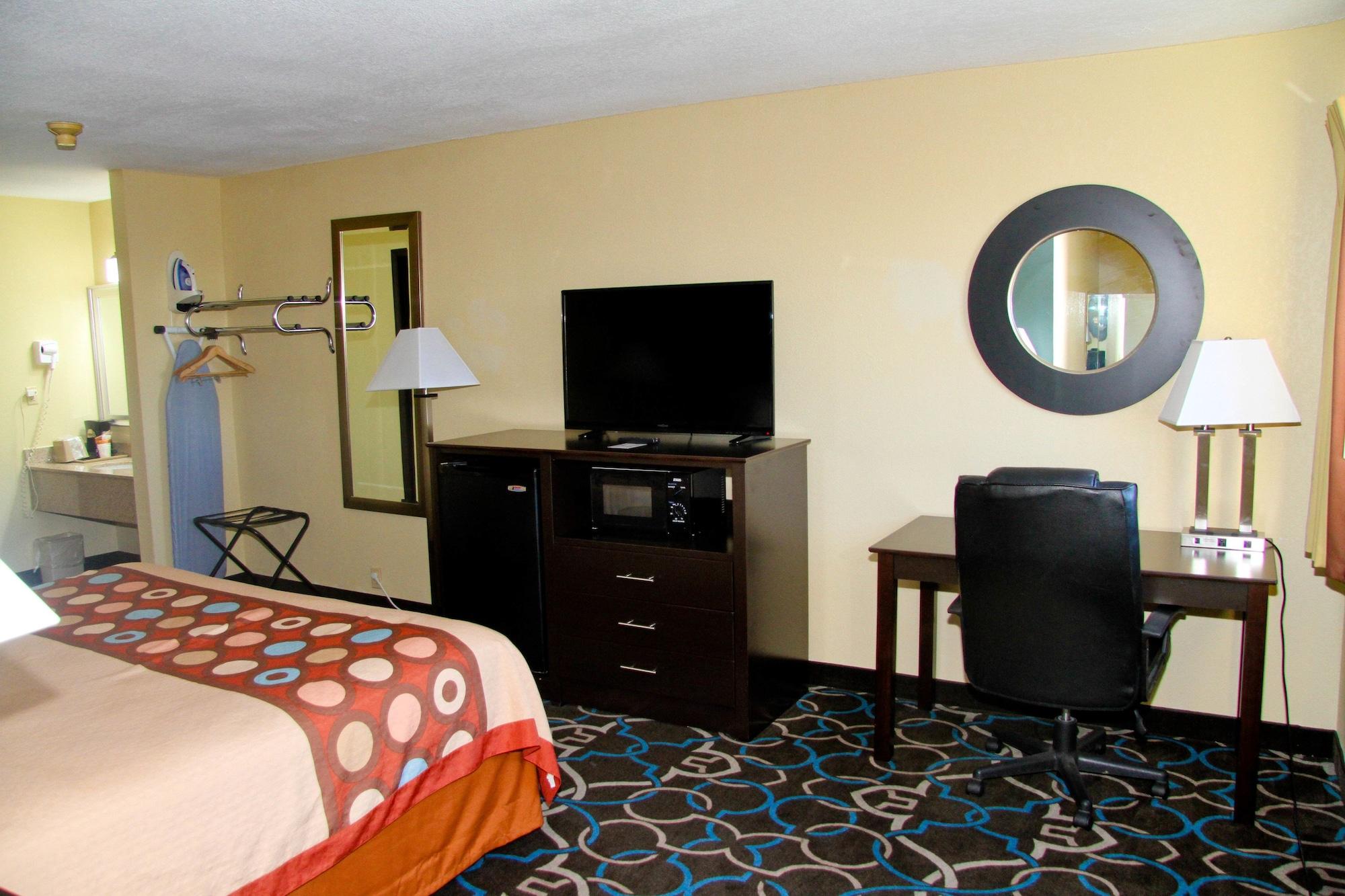 Super 8 By Wyndham Kansas City Exterior foto