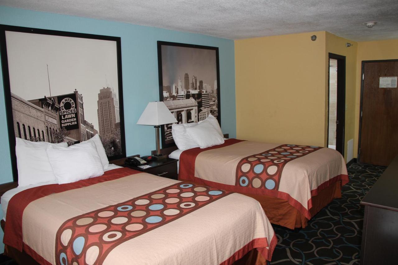Super 8 By Wyndham Kansas City Exterior foto
