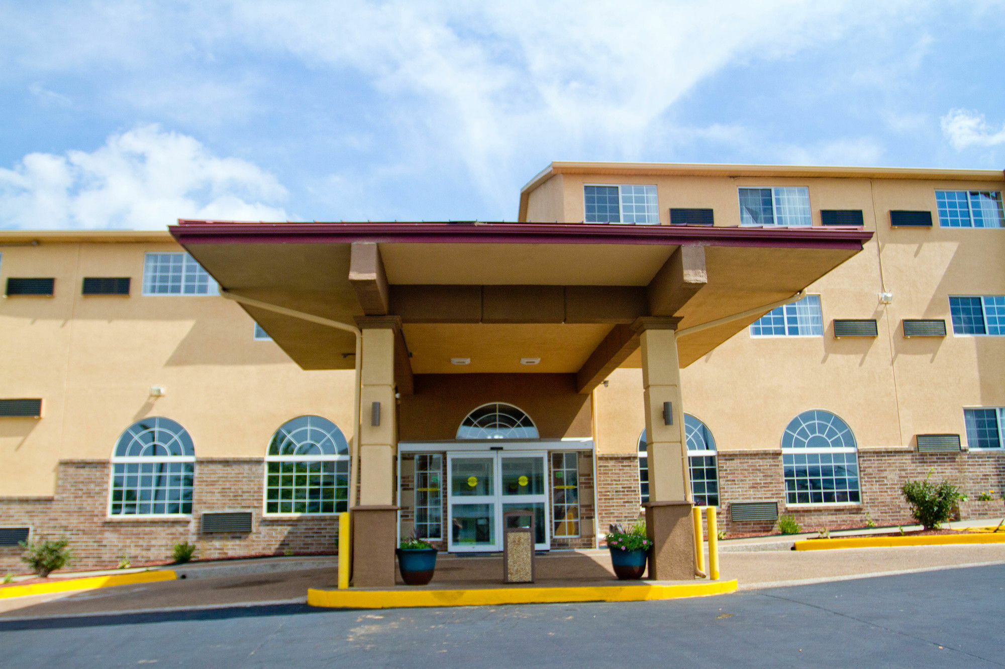 Super 8 By Wyndham Kansas City Exterior foto